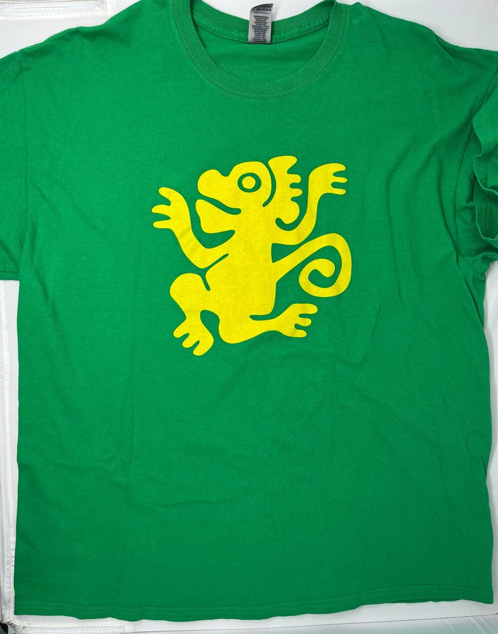 Legends of the Hidden Temple Monkey Men's Tshirt size XL PreOwned good condition